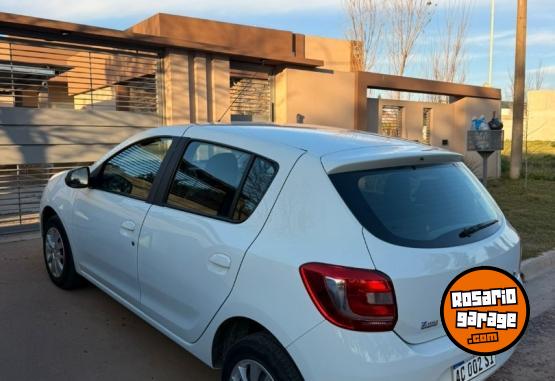 Autos - Renault Sandero dynamique 1.6 2017 Nafta 72000Km - En Venta
