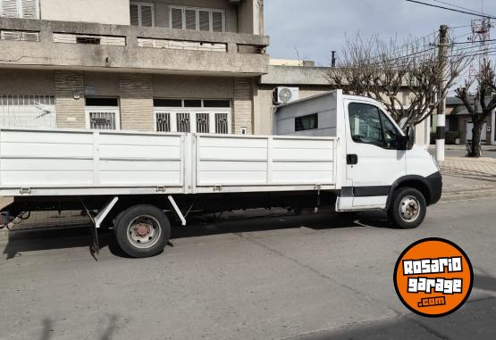 Utilitarios - Iveco Daily 2008 Diesel 260Km - En Venta