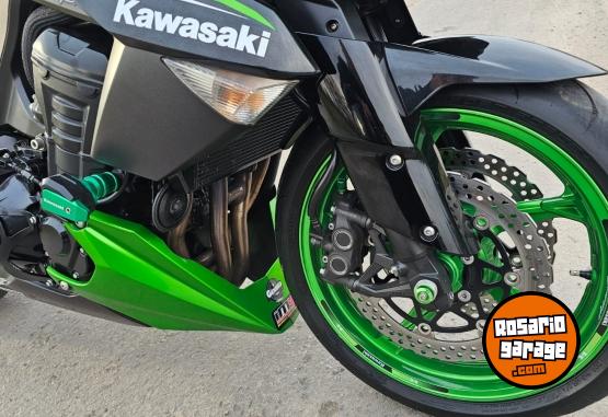 Motos - Kawasaki Z1000 SUPER NAKED 2014 Nafta 20300Km - En Venta