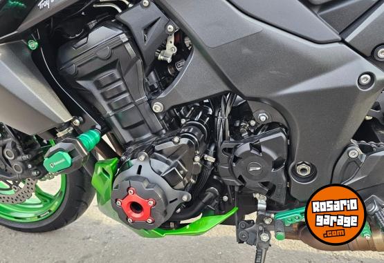 Motos - Kawasaki Z1000 SUPER NAKED 2014 Nafta 20300Km - En Venta