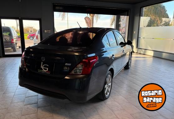Autos - Nissan Versa advance 1.6 2017 Nafta 140000Km - En Venta