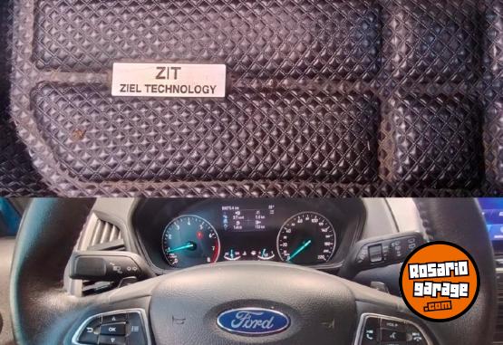 Camionetas - Ford EcoSport Titanium 2020 Nafta 120000Km - En Venta