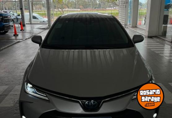 Autos - Toyota COROLLA SEG HYBRID CVT 2024 Electrico / Hibrido 75000Km - En Venta