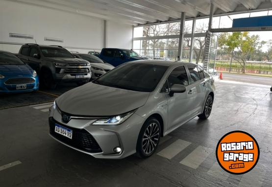Autos - Toyota COROLLA SEG HYBRID CVT 2024 Electrico / Hibrido 75000Km - En Venta