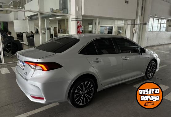 Autos - Toyota COROLLA SEG HYBRID CVT 2024 Electrico / Hibrido 75000Km - En Venta