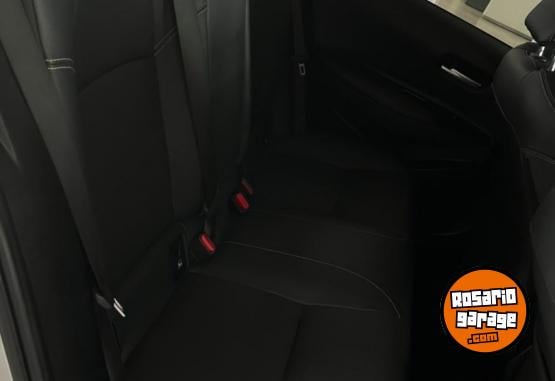 Autos - Toyota COROLLA SEG HYBRID CVT 2024 Electrico / Hibrido 75000Km - En Venta