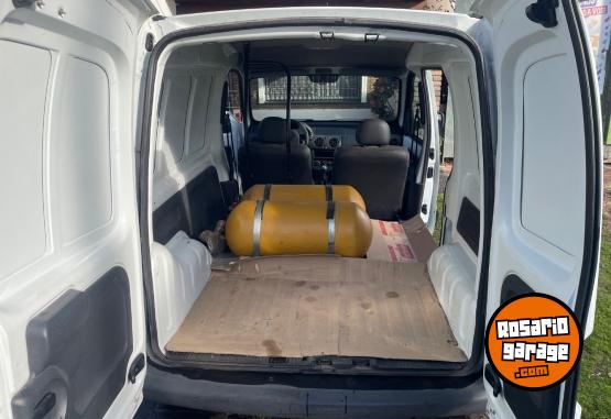 Utilitarios - Renault RENAULT KANGOO 2015 GNC 198000Km - En Venta