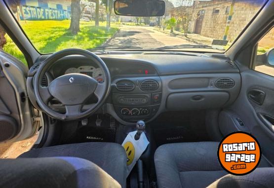 Autos - Renault Megane 2004 Nafta 178000Km - En Venta