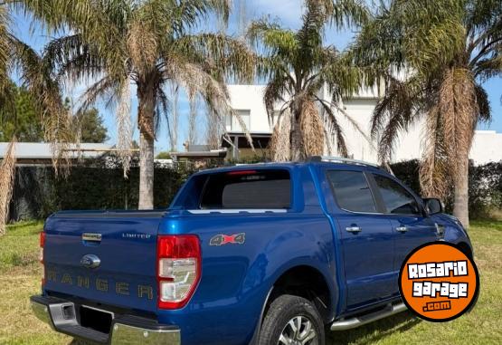 Camionetas - Ford Ranger Limited 4x4 2022 Nafta 46000Km - En Venta