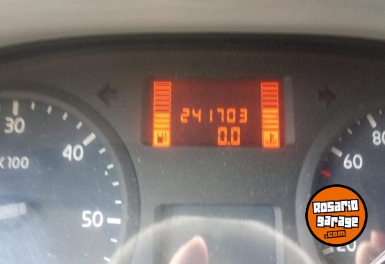 Utilitarios - Renault Master 2010 Diesel 242000Km - En Venta