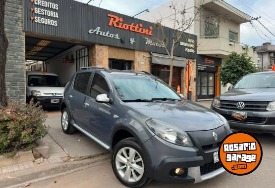 Autos - Renault SANDERO STEPWAY EXPRESSIO 2013 Nafta 133000Km - En Venta