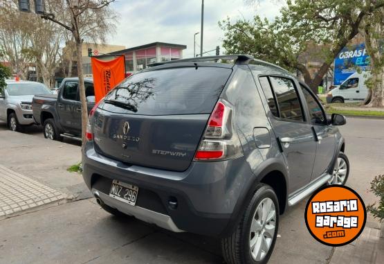 Autos - Renault SANDERO STEPWAY EXPRESSIO 2013 Nafta 133000Km - En Venta