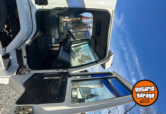 Camiones y Grúas - Ford cargo 1722e - En Venta