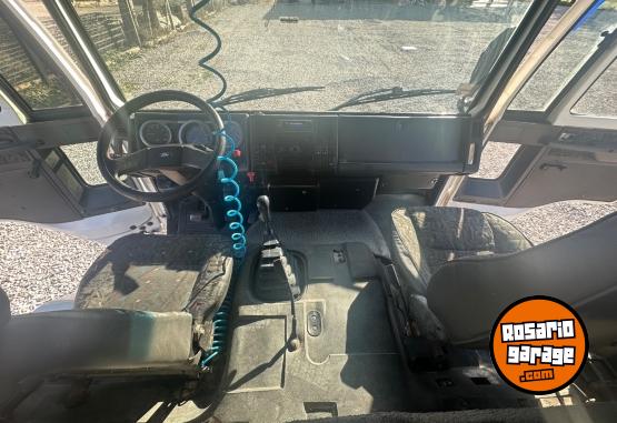 Camiones y Grúas - Ford cargo 1722e - En Venta