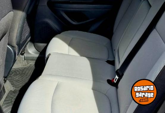 Camionetas - Chevrolet Tracker 2017 Nafta 130000Km - En Venta