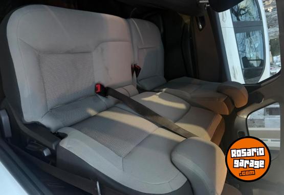 Autos - Chevrolet Spin LTZ 1.8 7 asientos 2017 Nafta  - En Venta