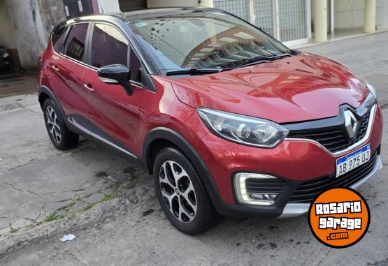 Autos - Renault Captur 2017 GNC 75000Km - En Venta