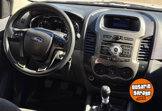 Camionetas - Ford RANGER DC 4X2 XLS 3.2L D 2015 Diesel 170281Km - En Venta