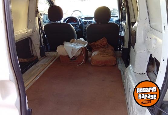Utilitarios - Peugeot Partner 2012 Diesel 300000Km - En Venta
