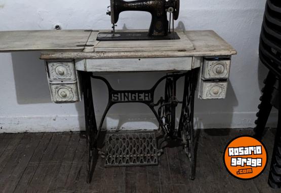 Otros - Maquina de coser - En Venta