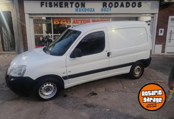 Utilitarios - Peugeot PARTNER FURGÓN 2013 Diesel 200000Km - En Venta