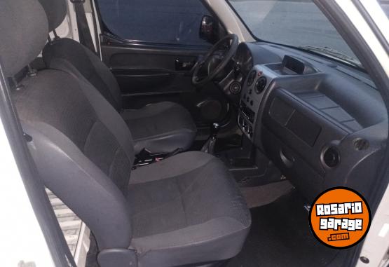 Utilitarios - Peugeot PARTNER FURGÓN 2013 Diesel 200000Km - En Venta