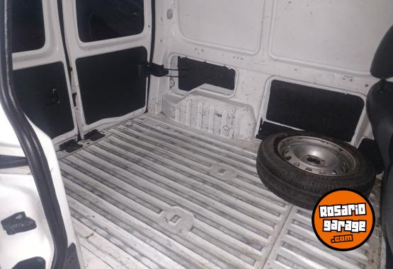 Utilitarios - Peugeot PARTNER FURGÓN 2013 Diesel 200000Km - En Venta