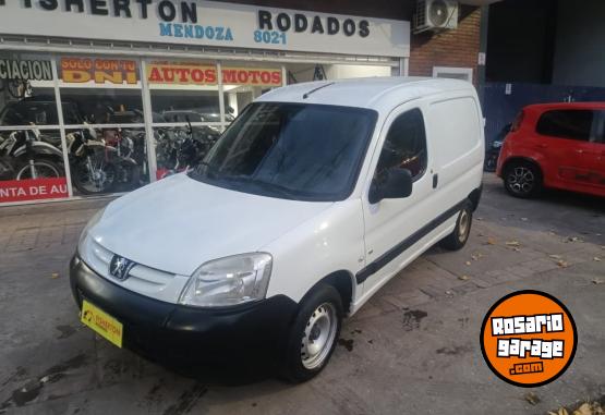 Utilitarios - Peugeot PARTNER FURGÓN 2013 Diesel 200000Km - En Venta
