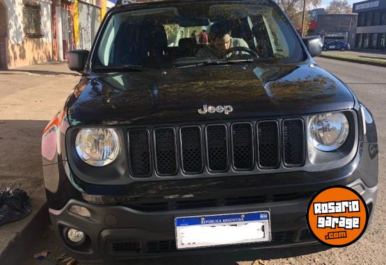 Camionetas - Jeep Renegade 2022 Nafta 65000Km - En Venta