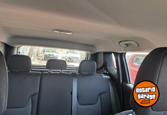 Camionetas - Jeep Renegade 2022 Nafta 65000Km - En Venta