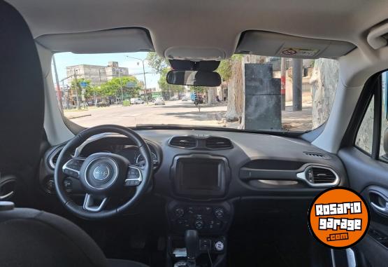 Camionetas - Jeep Renegade 2022 Nafta 65000Km - En Venta