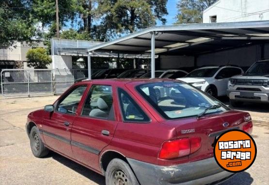Autos - Ford Escort 1.8 2000 Nafta 111111Km - En Venta