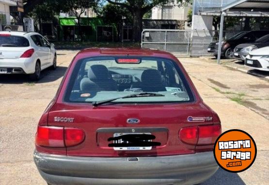 Autos - Ford Escort 1.8 2000 Nafta 111111Km - En Venta