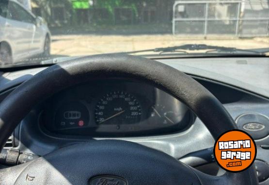 Autos - Ford Escort 1.8 2000 Nafta 111111Km - En Venta