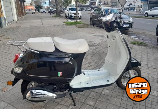 Motos - Motomel Strato Euro 150 2023 Nafta 1500Km - En Venta