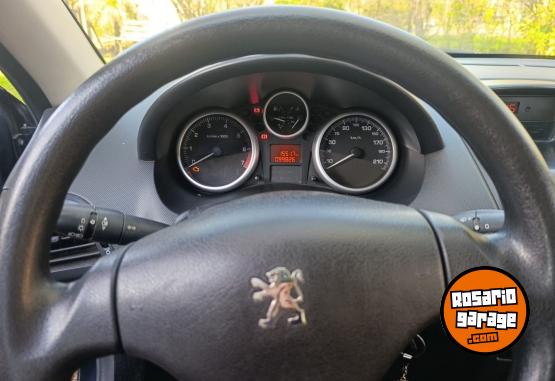 Autos - Peugeot 207 2012 Nafta 99800Km - En Venta