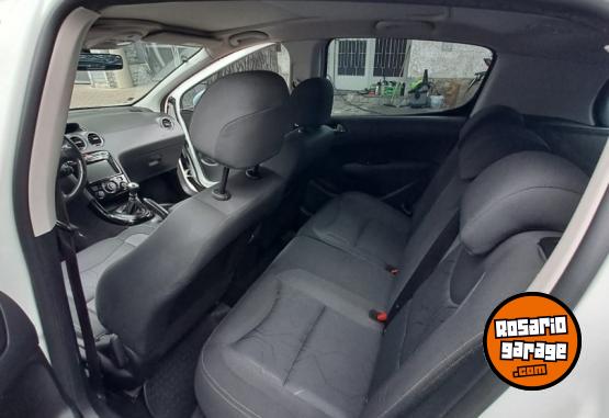 Autos - Peugeot 308 HDI 1.6cc 2017 Diesel 115000Km - En Venta