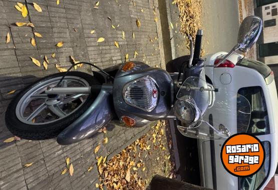 Motos - Kymco People 150cc 2008 Nafta 20000Km - En Venta