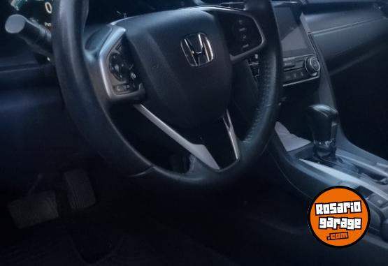 Autos - Honda Civic exl CVT 2017 Nafta 99000Km - En Venta