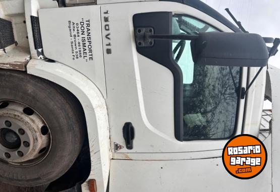 Camiones y Grúas - Vendo camión IVECO - En Venta