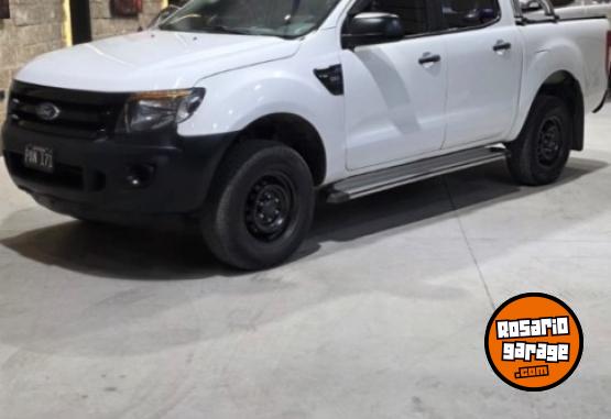 Camionetas - Ford Ranger 2015 Diesel 180000Km - En Venta