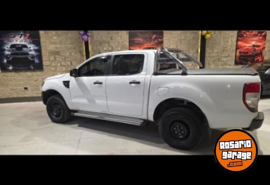 Camionetas - Ford Ranger 2015 Diesel 180000Km - En Venta