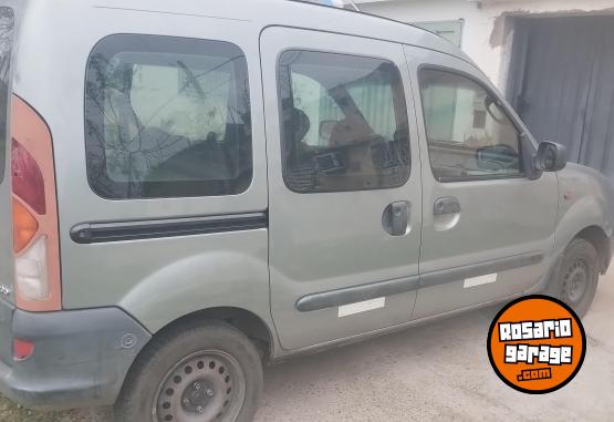 Utilitarios - Renault Kangoo 1999 Nafta 120000Km - En Venta