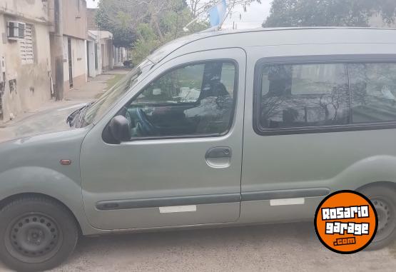 Utilitarios - Renault Kangoo 1999 Nafta 120000Km - En Venta