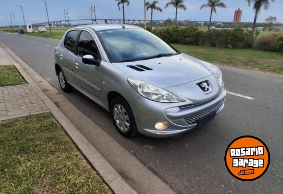 Autos - Peugeot 207 2013 Nafta 120000Km - En Venta