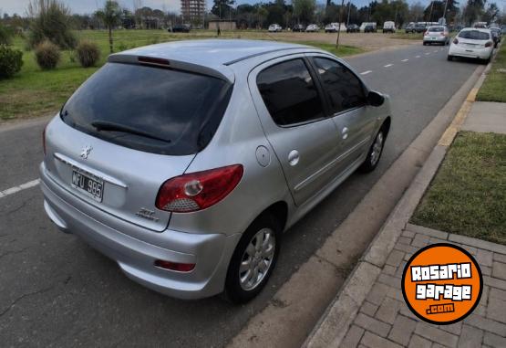 Autos - Peugeot 207 2013 Nafta 120000Km - En Venta