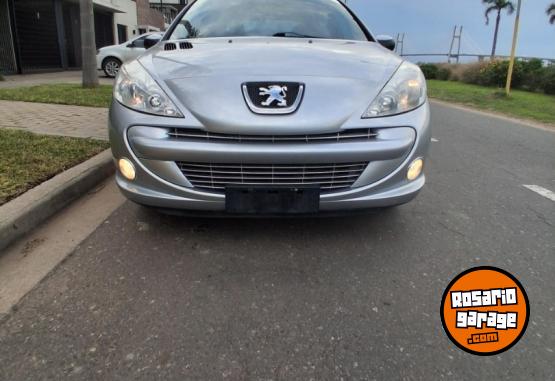 Autos - Peugeot 207 2013 Nafta 120000Km - En Venta