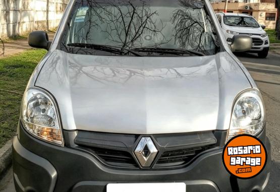 Utilitarios - Renault Kangoo 2017 Nafta 253000Km - En Venta