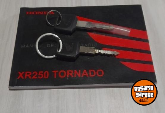 Motos - Honda XR 250 TORNADO 2018 Nafta 12038Km - En Venta