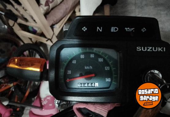 Motos - Suzuki Ax100 2025 Nafta 1450Km - En Venta